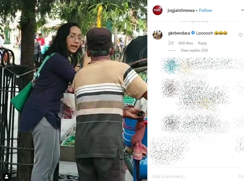 Putri Keraton Naik Becak